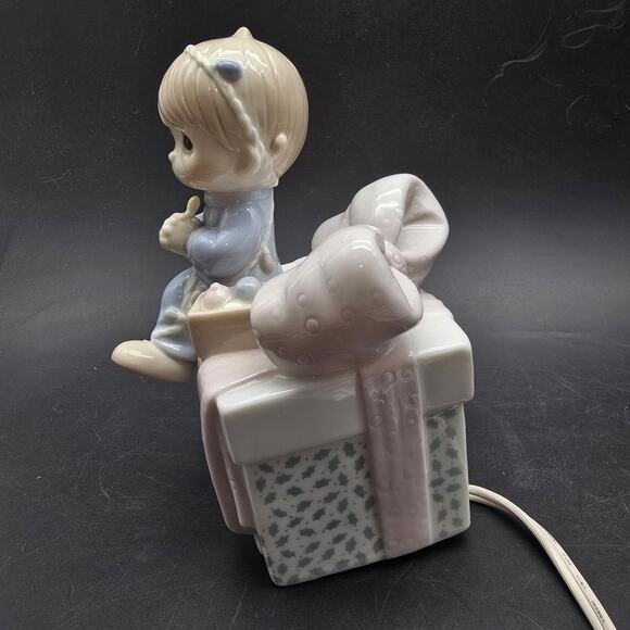 Precious Moments Christmas Night Light Boy on Present 1991 Enesco - Picture 5 of 8